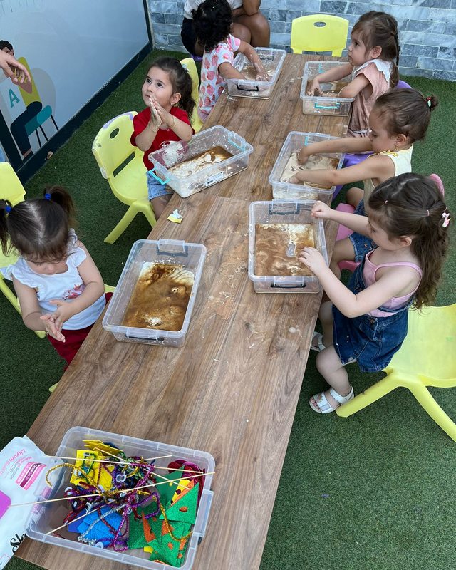 Açık havada duyusal oyun masası